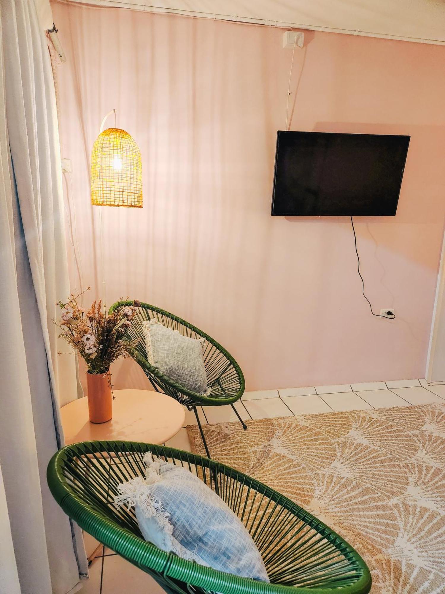 The Espy Hostel แคนส์ ภายนอก รูปภาพ
